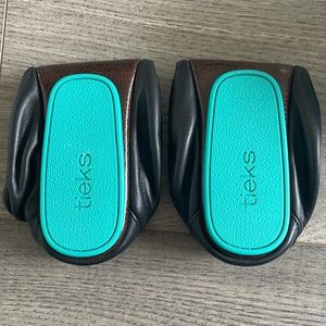 Tieks matte black NWT